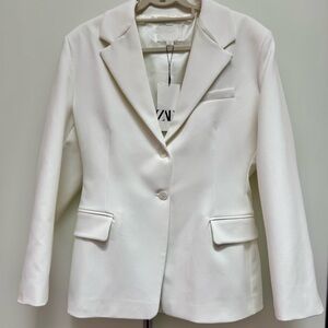 NWT - Zara Women Fitted Blazer